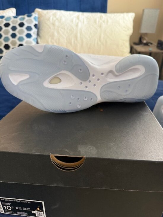 Jordan 11 CMFT Low V2 - Picture 3 of 4